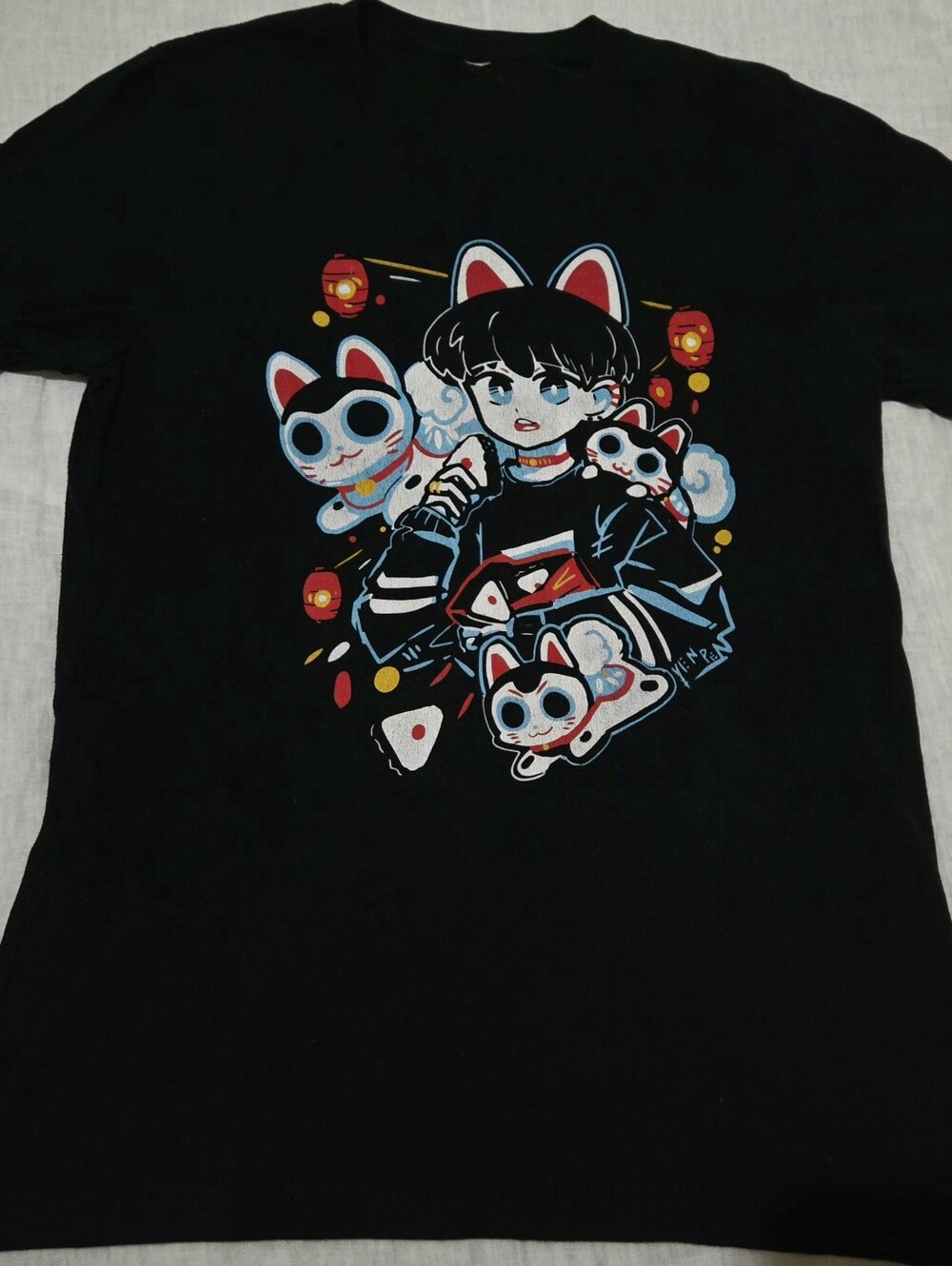 Yen PEN Black  Graphic Tee with Cute Cat Mask Design SIZE LARGE RARE